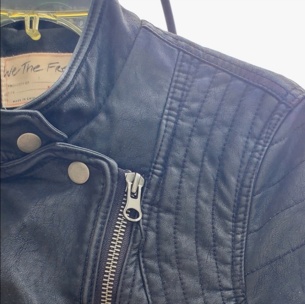 Free People We The Free Fenix Vegan Moto Buckle Biker Cool Leather Jacket Sz Med - Picture 7 of 13